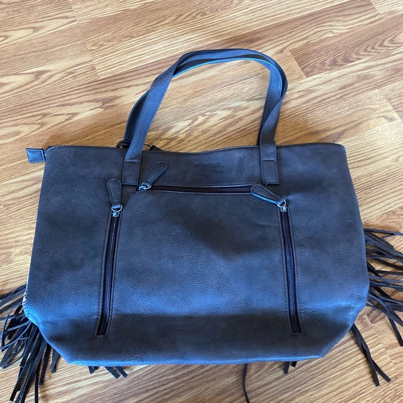 New with tags Angel Ranch conceal carry purse - Picture 2 of 3